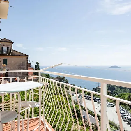 La Serra Cozy With Sea View!