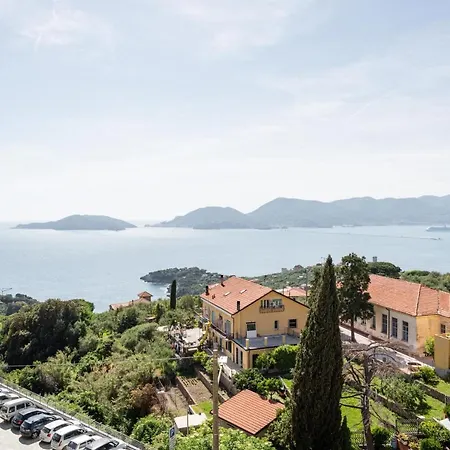 La Serra Cozy With Sea View! Lerici